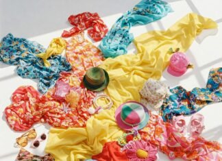 Yo, Dopamine Dressing Is My New Obsession Colorful Clothes & Accessories